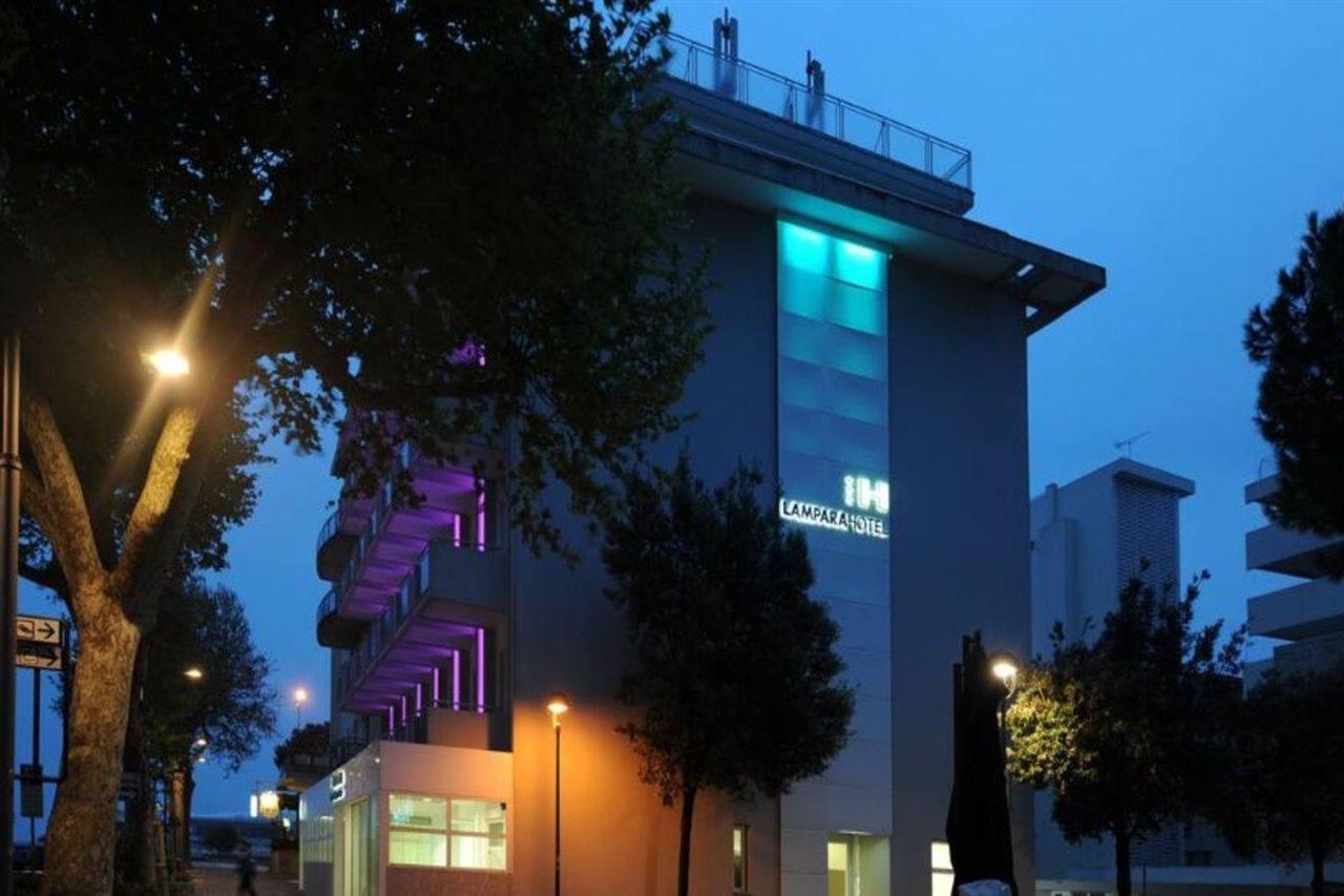 Hotel Lampara Lignano Sabbiadoro Exterior foto